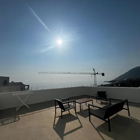 Azure Vista Two Bedroom Santorini Drymades Apartamento